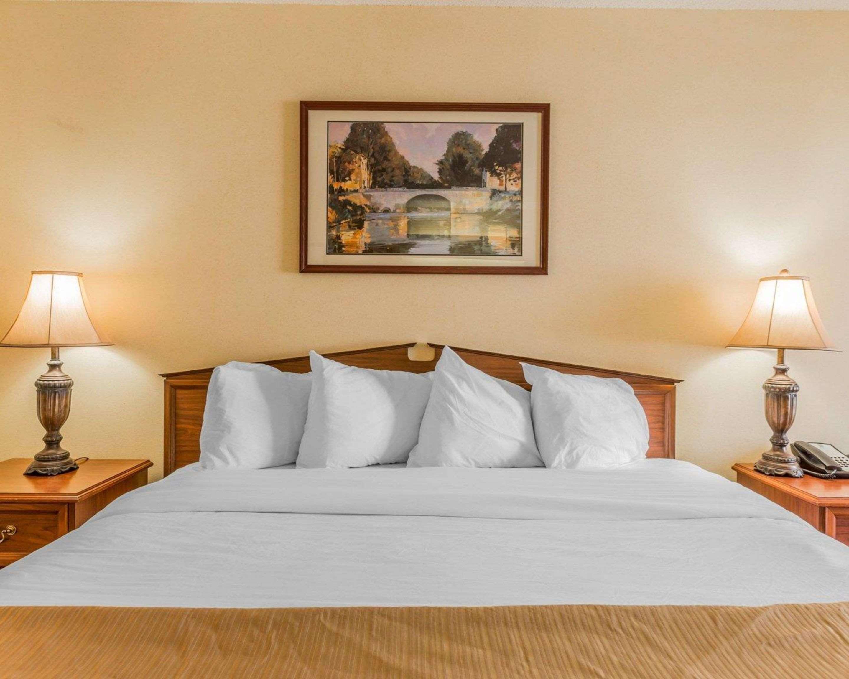 Quality Inn Sylacauga Exterior photo