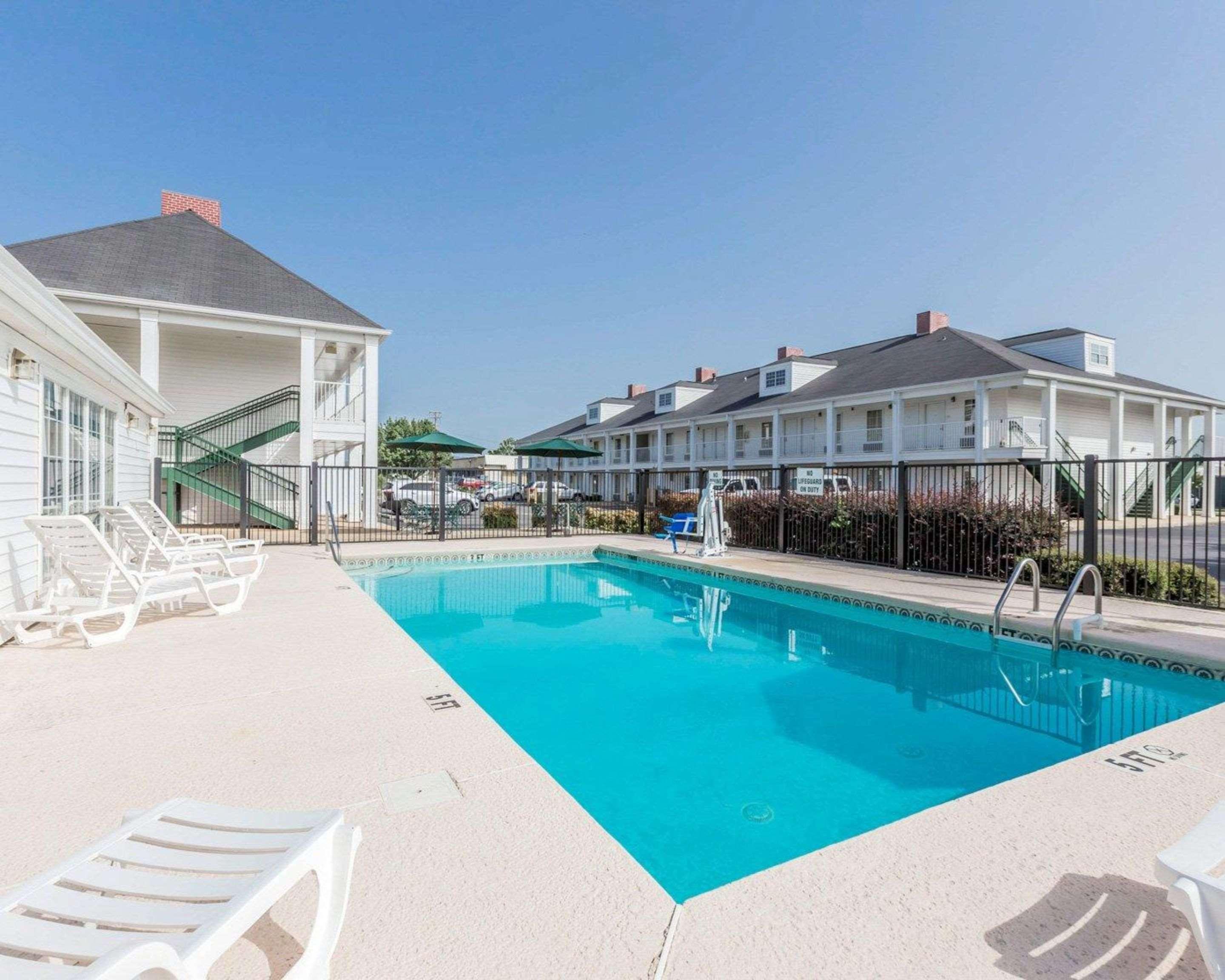 Quality Inn Sylacauga Exterior photo